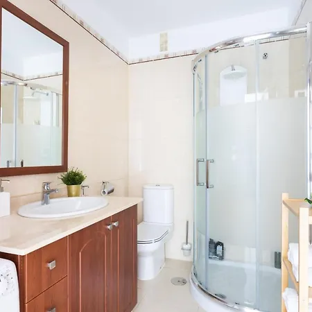 Home2book Charming In